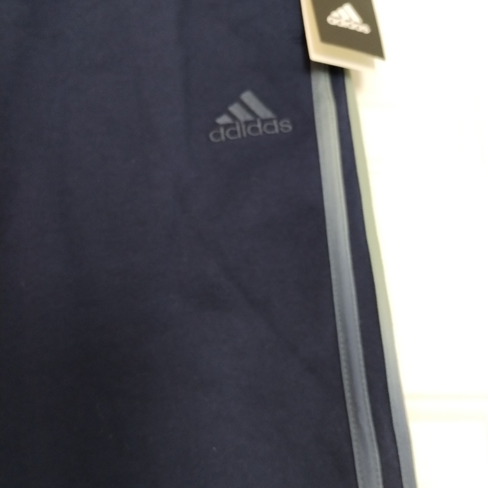 Adidas Boy's XL (18-20) Loose Fit Joggers Sweatpants Athletic Pants NWT - Picture 9 of 10